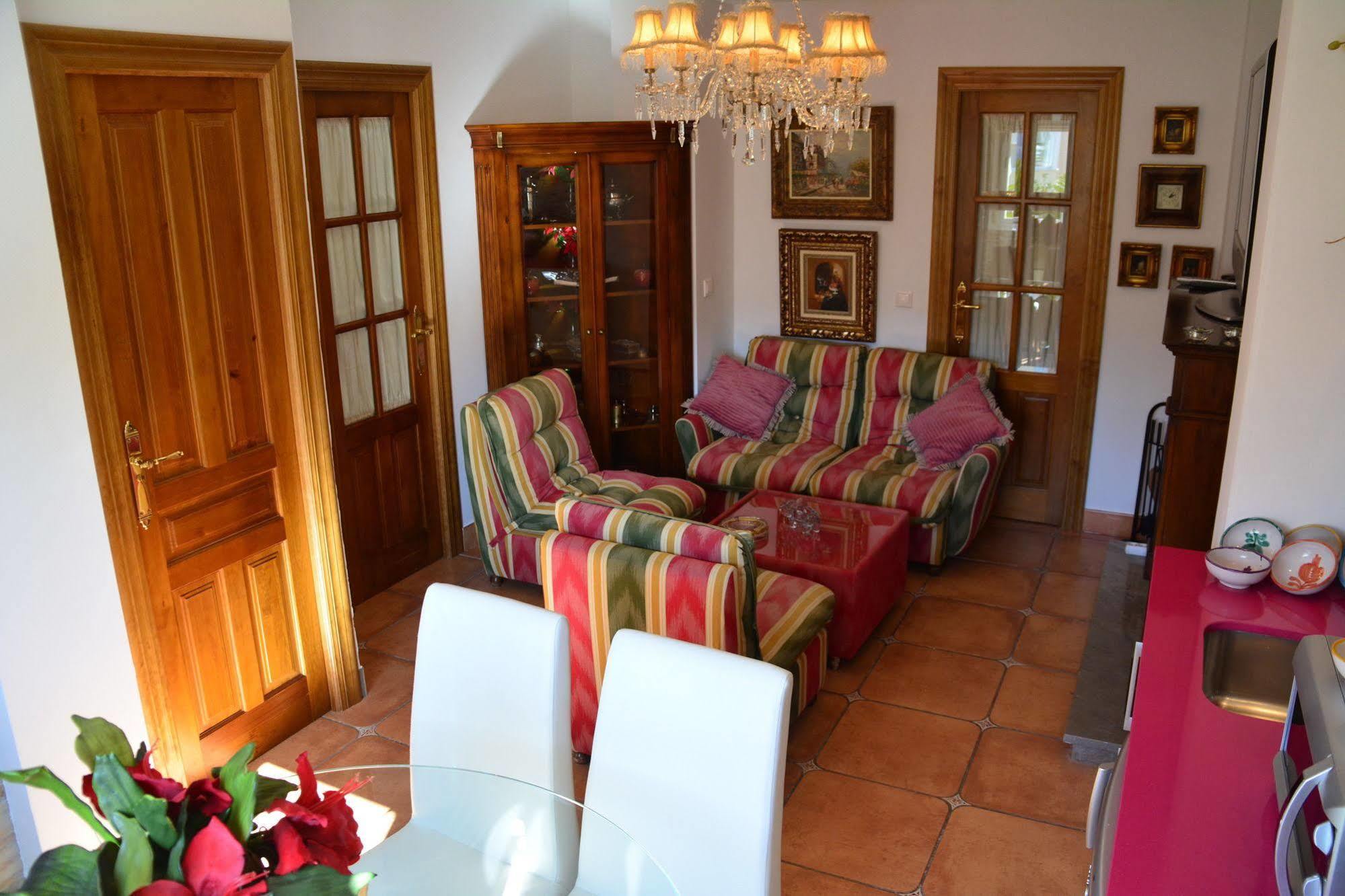 Apartamentos Turisticos Tronca Luxury Granada Exteriör bild