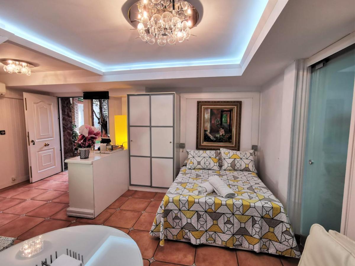 Apartamentos Turisticos Tronca Luxury Granada Exteriör bild